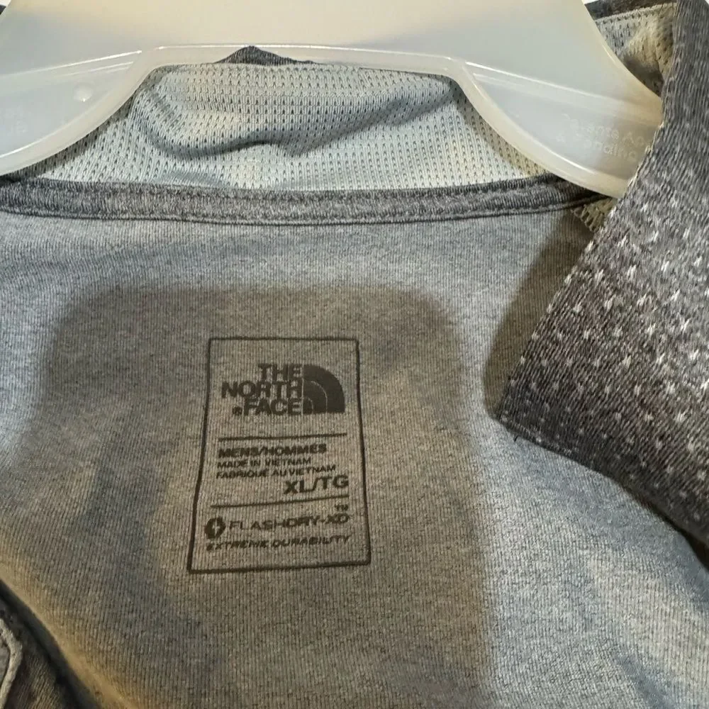 North Face Mountain Athletics FlashDry-XD 1/4 Zip Pullover Men XL  Gray Black